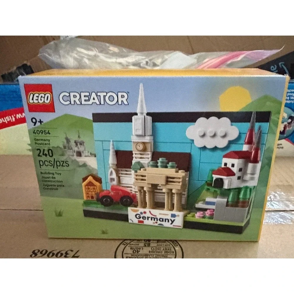 Lego Creator Postcard Germany Building Set (NWT) 40954